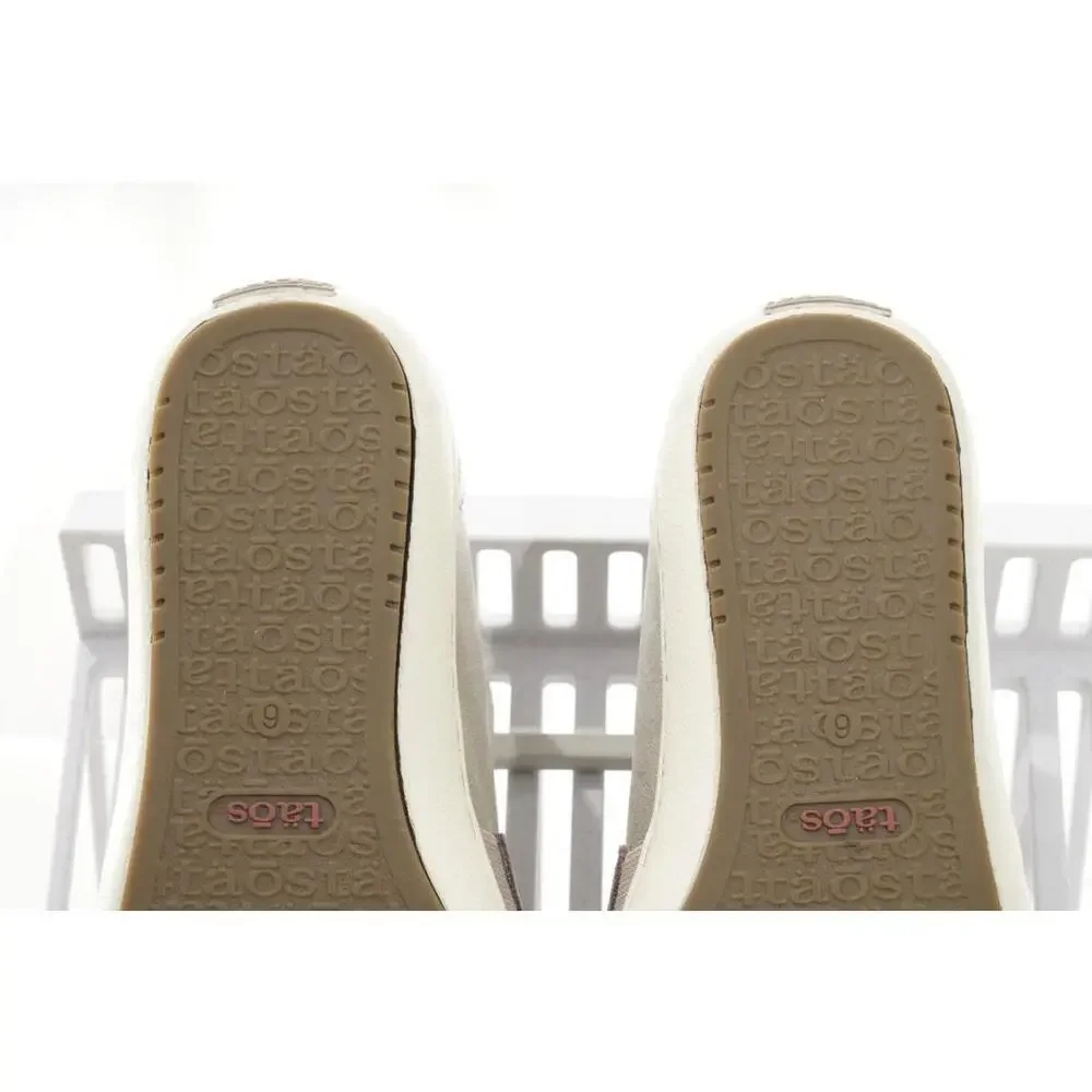Taos Upward Loaders Women's Sz 6 Shoes